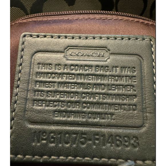 Coach F14693 Green Penelope Signature Tote - Picture 3 of 12